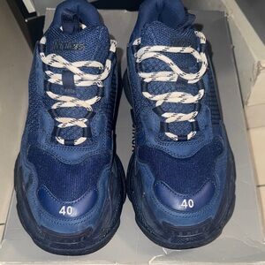 Tripple S Sneaker - Balenciaga